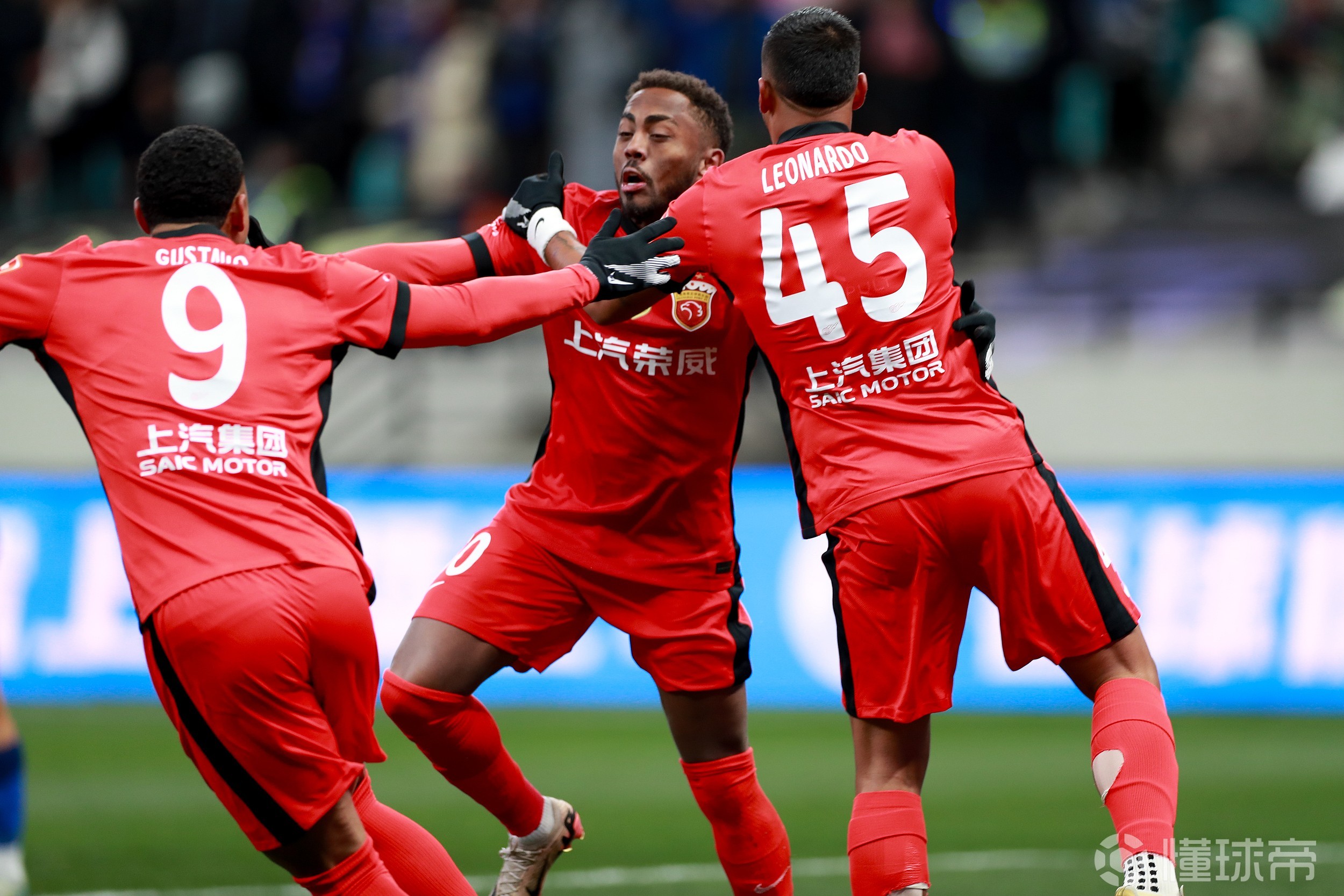 奥萨苏纳主帅：球队有很大提升空间，紧张情绪影响到场上表现