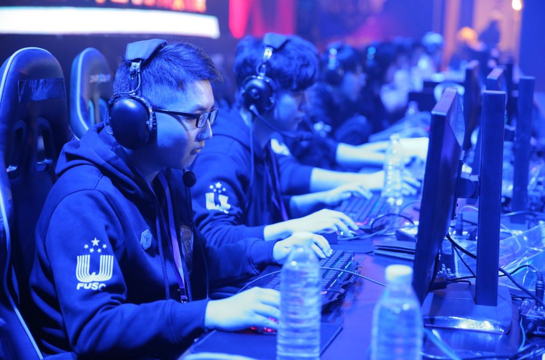 侧翼外线点 侧翼外线点